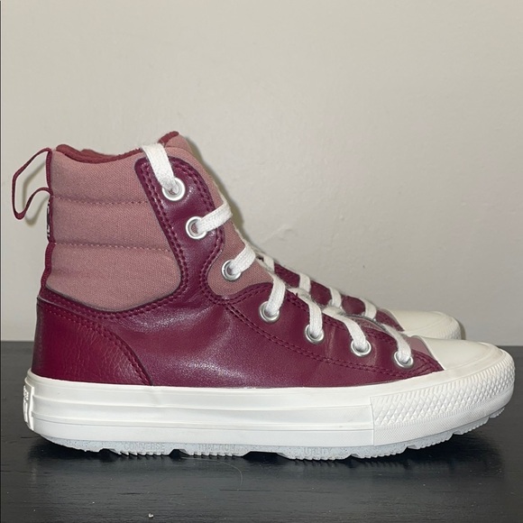 Converse Women's Berkshire Hi Top Dark Beetroot/Saddle/Egret A00914C. Size 7 - Picture 1 of 15
